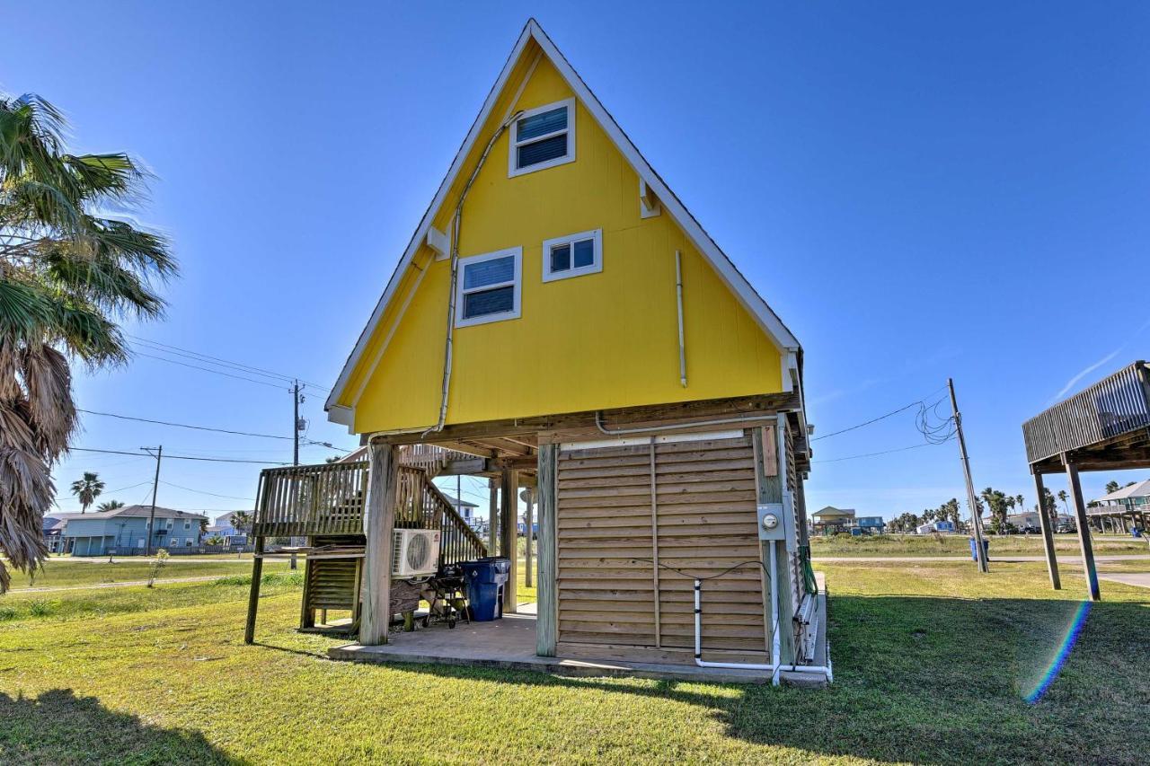 A-Frame Home With Deck - 2 Blocks To Surfside Beach! Exterior photo