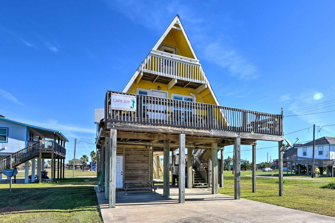 A-Frame Home With Deck - 2 Blocks To Surfside Beach! Exterior photo